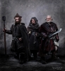 En esta otra foto los enanos son Dori, Nori y Ori, interpretados por Mark Hadlow, Jed Brophy y Adam Brown respectivamente, y forman parte del grupo de doce que junto a Thorin (Richard Armitage) acompañan a Bilbo (Martin Freeman) en su viaje.